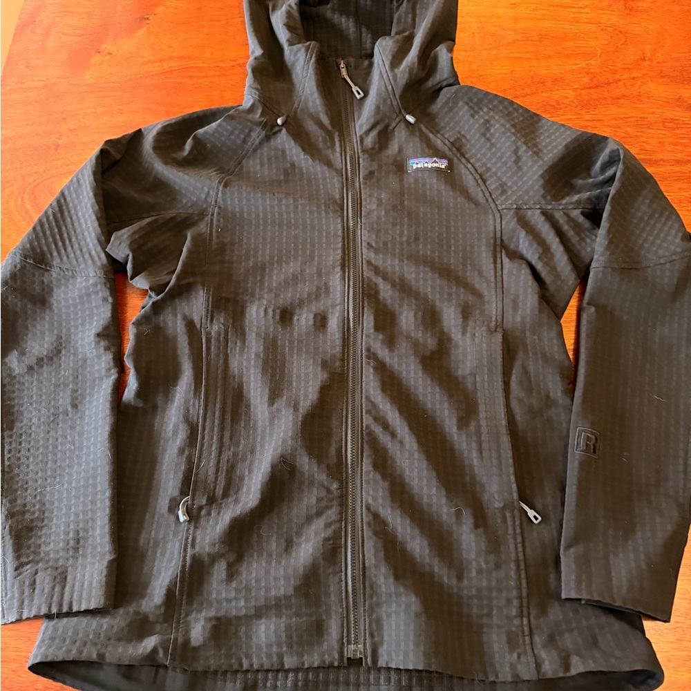 Patagonia Black Full-Zip Hooded Jacket